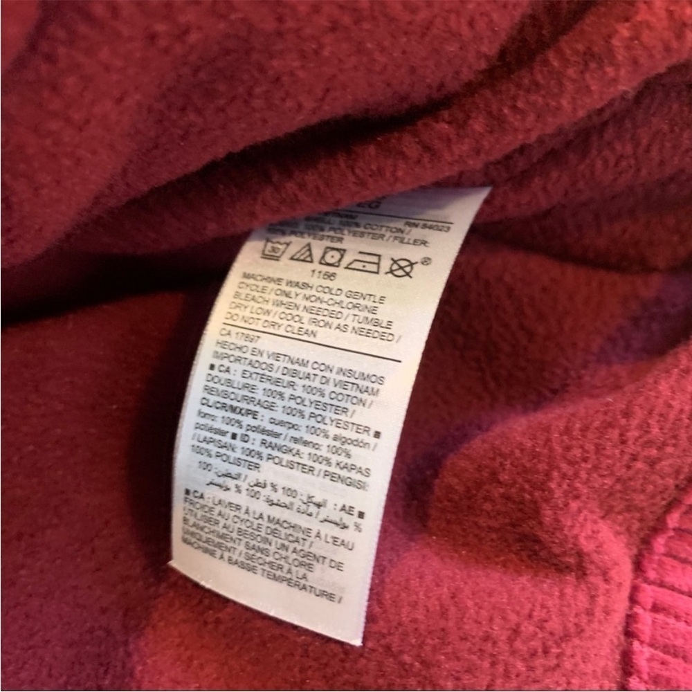 Old Navy Burgundy Boxy Full Zip frost free corduroy puffer jacket Small‎ - Picture 3 of 9